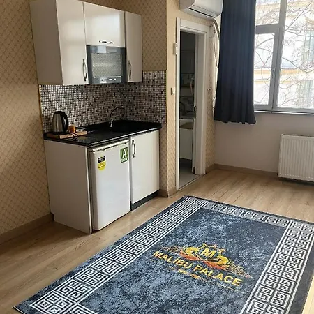 Malibu Palaca Отель Стамбул
