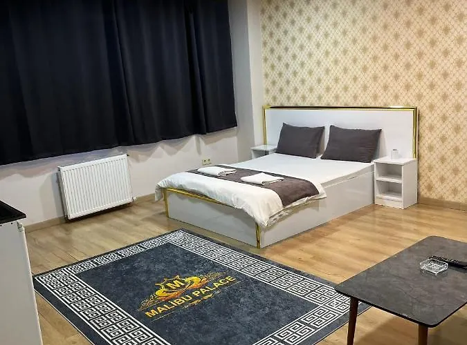 Malibu Palaca Hotel Estambul